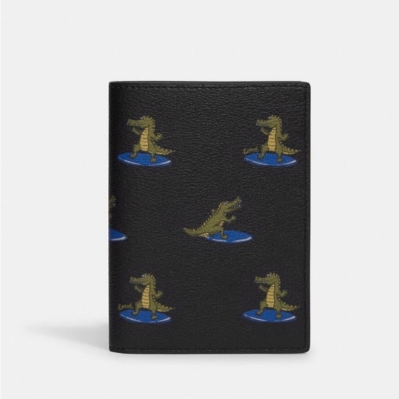 ❤️❤️❤️NEW coach passport bag/passport case holder with surfing crocodile… - Picture 11 of 13